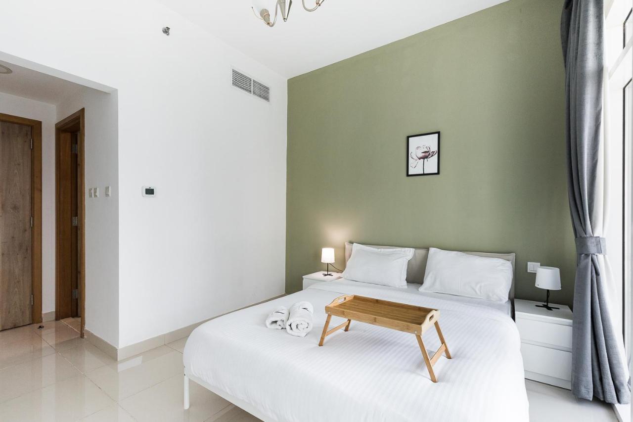 Lovely Unit With Marina View Villa ดูไบ ภายนอก รูปภาพ