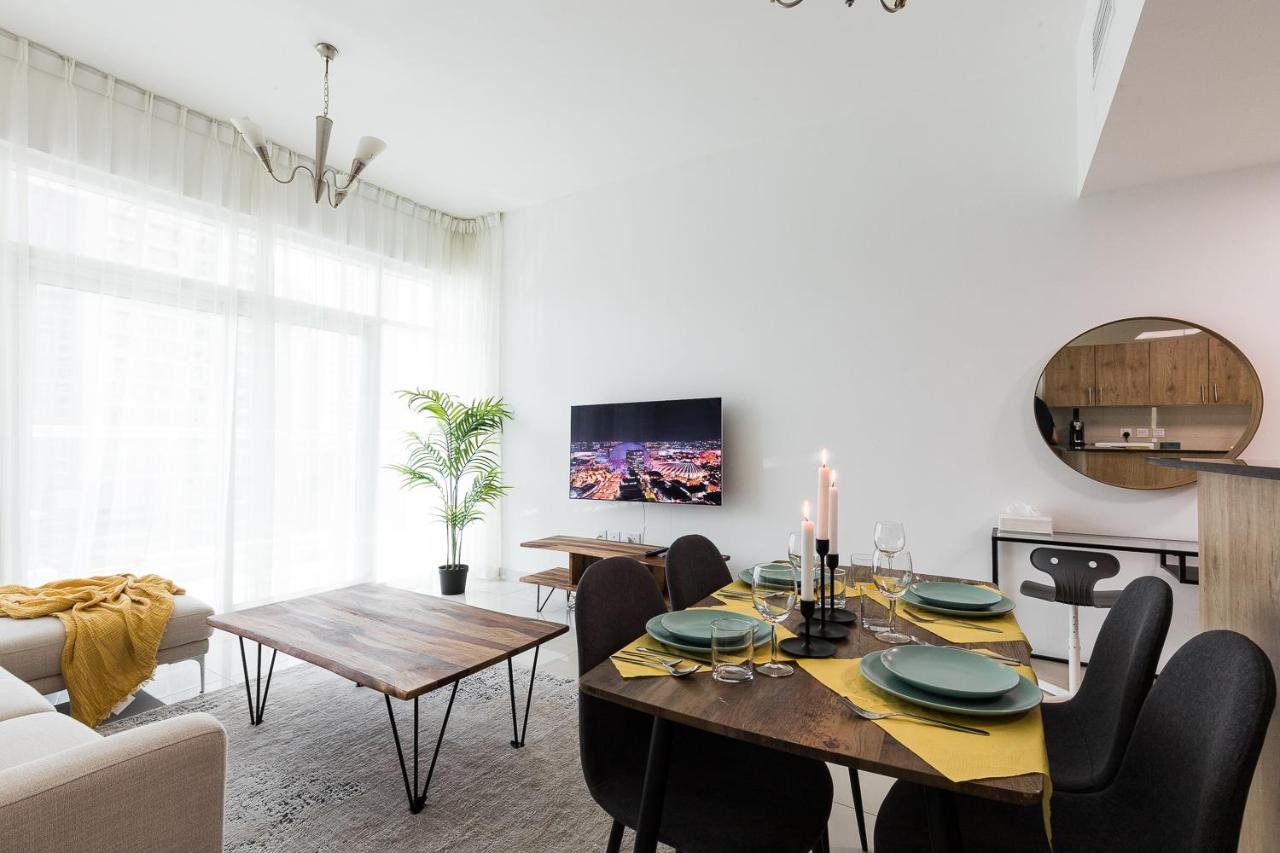 Lovely Unit With Marina View Villa ดูไบ ภายนอก รูปภาพ