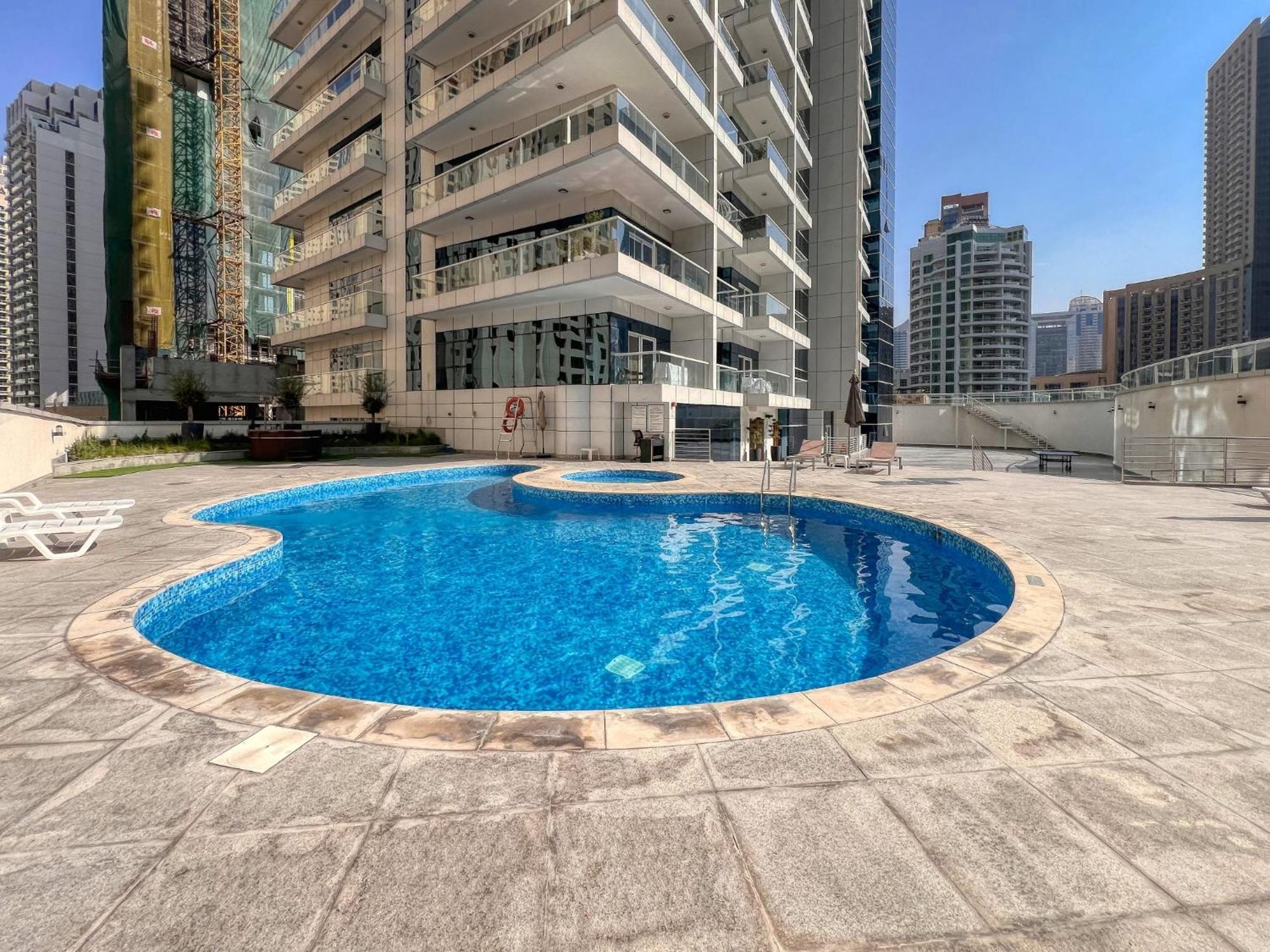 Lovely Unit With Marina View Villa ดูไบ ภายนอก รูปภาพ